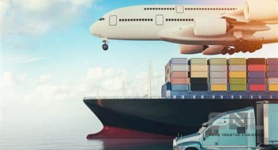 Global logistics activities in 2022 and implications for Vietnam