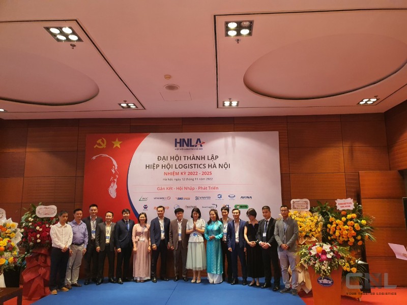 Hanoi establishes Logistics Association